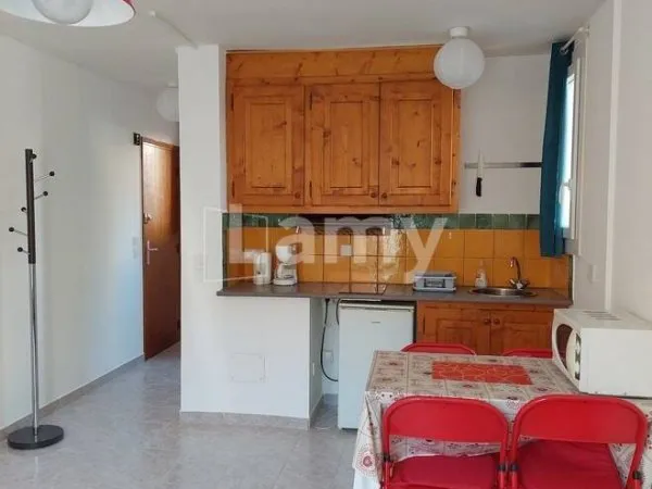 Studio 1 pièce 24 m²