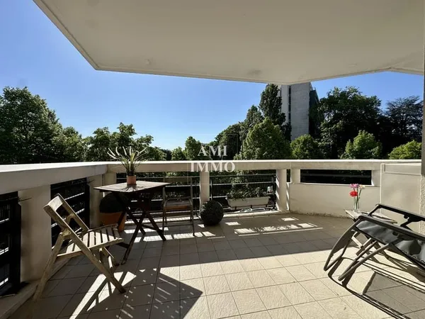 APPARTEMENT 3 PIECES TERRASSE
