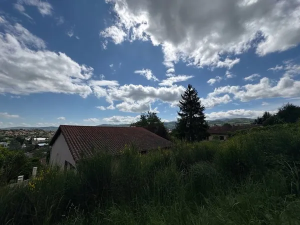Terrain en individuel 658 m²
