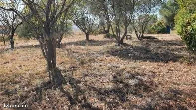 Terrain constructible à Saint Nazaire d'Aude