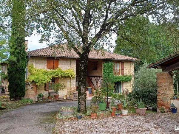 Maison 7 pièces 237 m²
