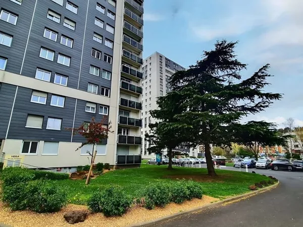 GALAXIE - Appartement T1 entièrement rénové - Parking intéri