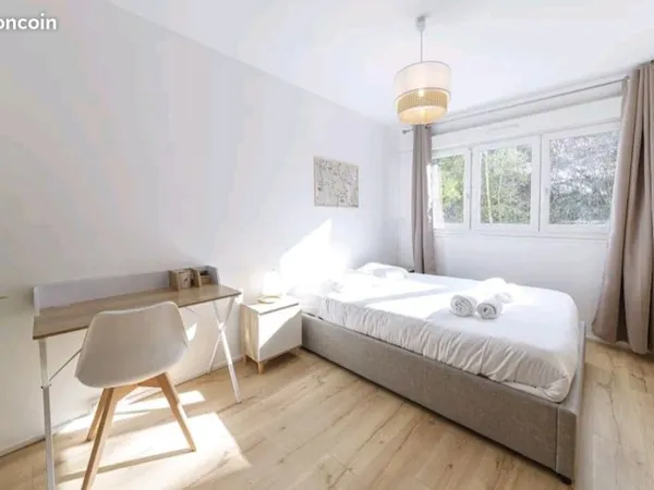 Chambre dans colocation de standing - Quartier Murat - Laval