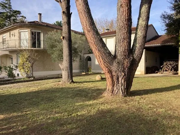 Maison 7 pièces 212 m²