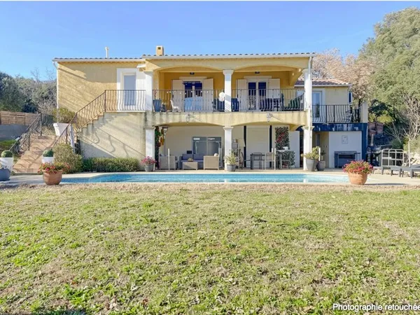 Maison 6 pièces 126 m²