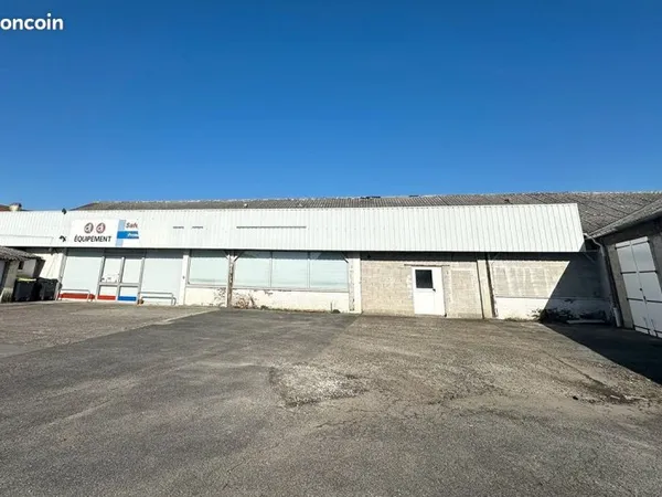 Local 660 m² CHAUNY