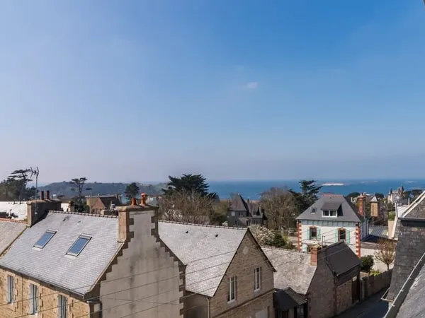 Superbe studio meublé en location étudiante à TREBEURDEN