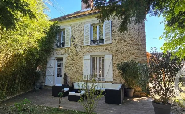 Maison 10 pièces 190 m²
