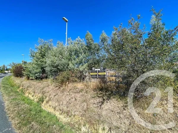 Terrain 566 m²