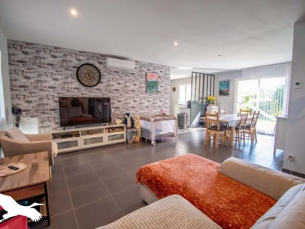 Villa 4 pièces 95 m²