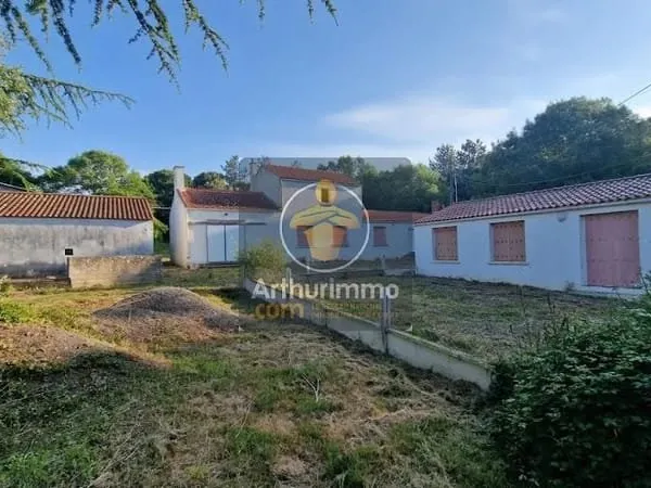 Maison 10 pièces 170 m²