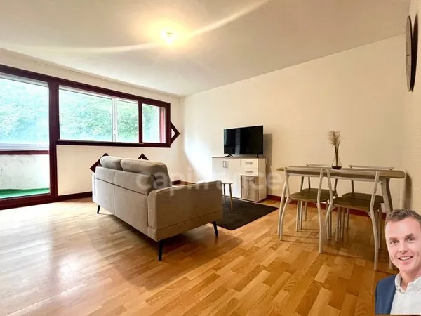 Dpt Finistère (29), à vendre QUIMPER Ouest - appartement rénové meublé T5 en collocation de 96 m² ha