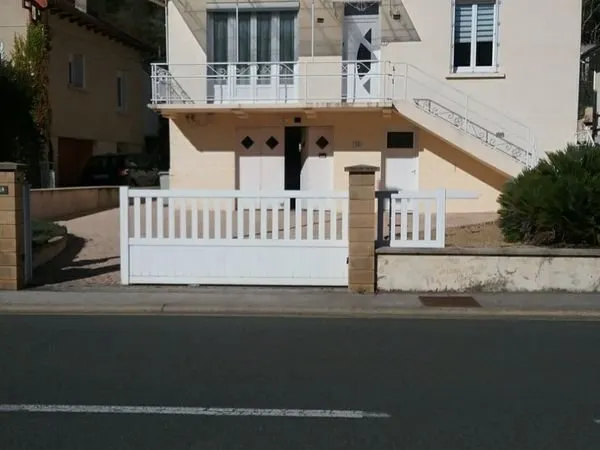 Maison avec jardin