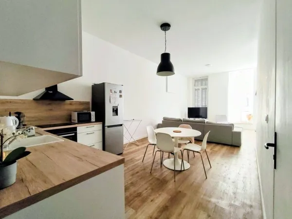 Appartement 4 pièces 90 m²
