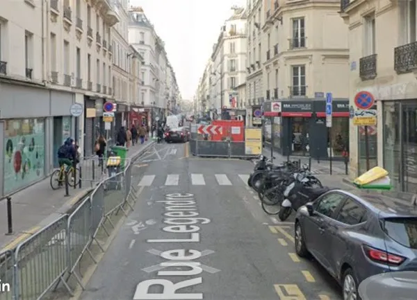 Local commercial 33 m² PARIS