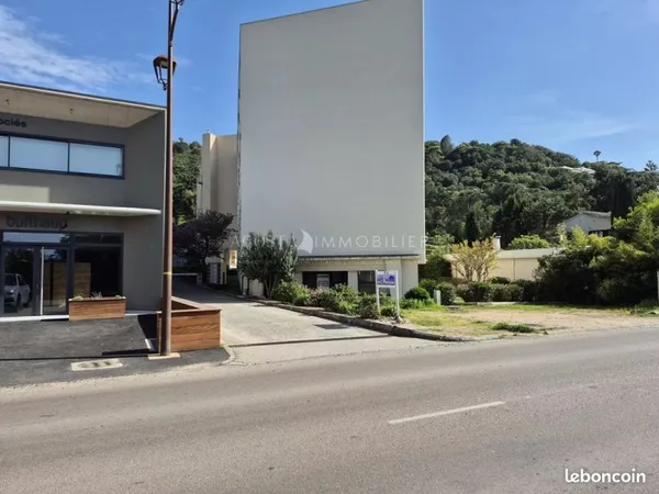 Local commercial 131 m² Grosseto-Prugna