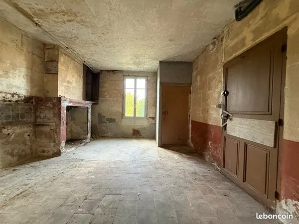 Cave dans un immeuble