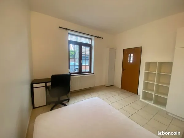 Chambre meublée charges comprises prox gare et universités