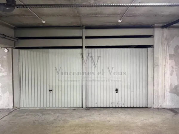Parking 12 m²