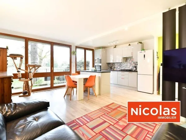 Appartement 4 pièces 77 m²