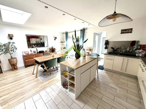Maison 5 pièces 85 m²