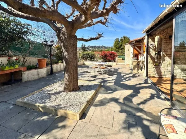 Rare - maison villa plain-pied au calme + studio + garage + cave