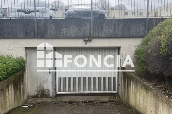 Stationnement Location Rennes   65€