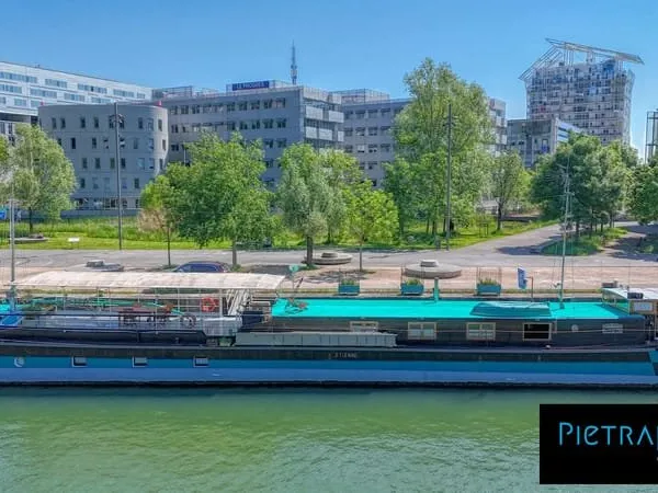 Magnifique Péniche à Confluence