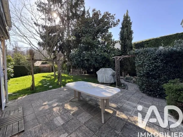 Maison 7 pièces 144 m²