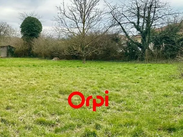 Terrain constructible plat, viabilité en bordure 600 m2
