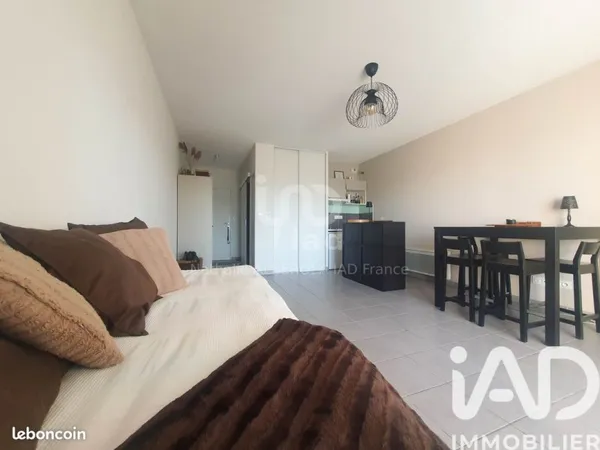 Studio 1 pièce 32 m²