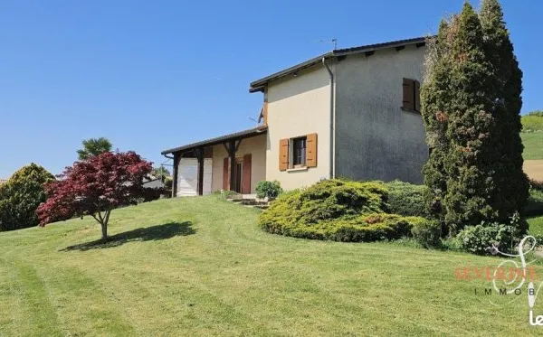 Maison 4 pièces 160 m²
