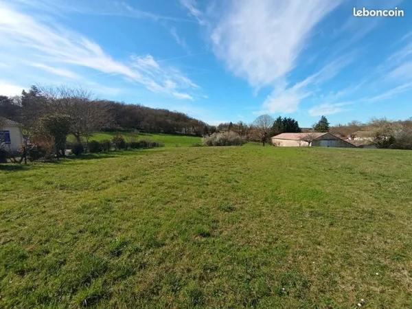 Terrain 870 m² Champniers