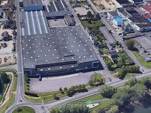 Entrepôt 20374 m²