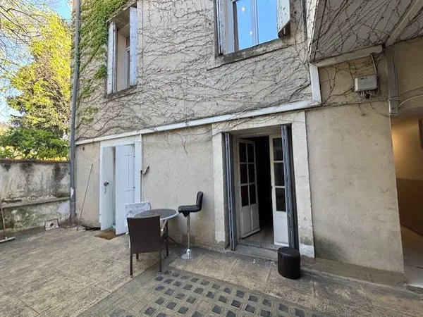 Studio 22,5m2+Mezzanine Centre Ville MONTPELLIER immeuble Haussmannien