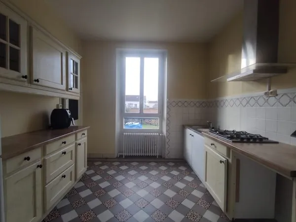 PROVINS - MaIson de type F6 148m²