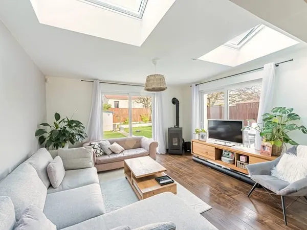 94550 - MAISON - CHEVILLY-LARUE - 6 PIECES - 143 M² - TERRASSE - PARKING - QUARTIER BRETAGNE