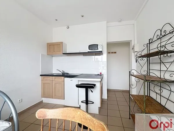 Studio 1 pièce 18 m²