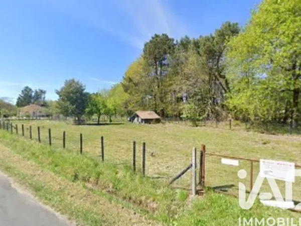Terrain 1639 m²