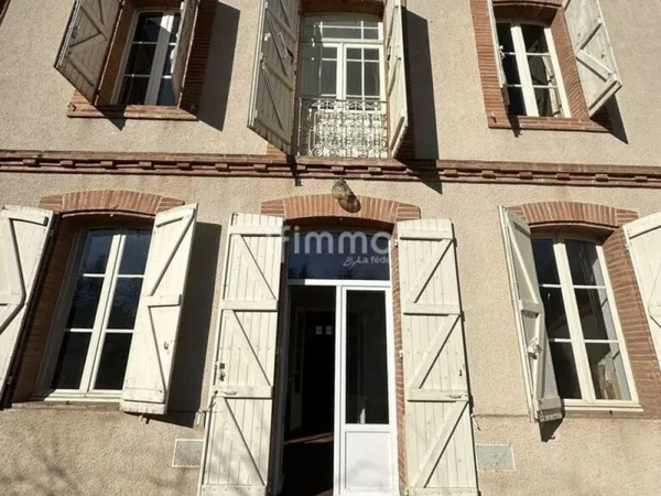 Maison entièrement à rénover. Idéal investisseurs. Castelsarrasi