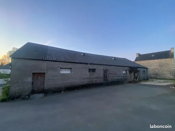 Hangar 230m2