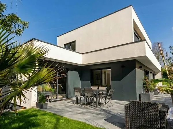 Maison 7 pièces 175 m²