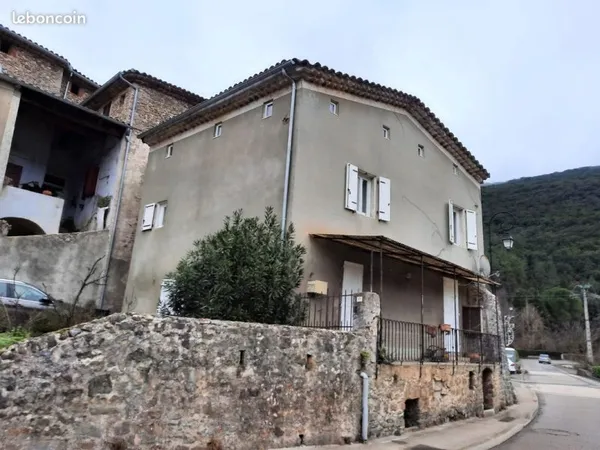 Maison de village à louer