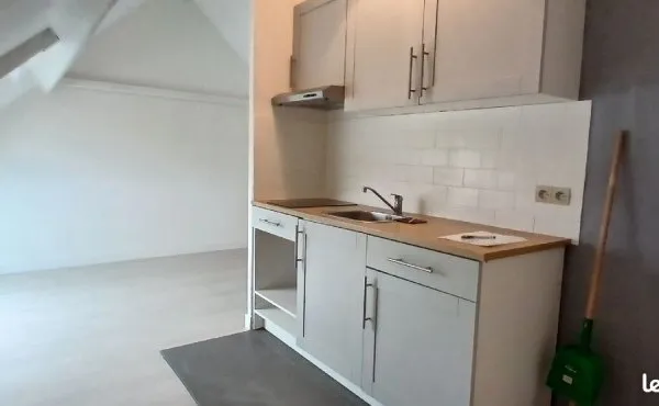 Studio 1 pièce 14 m²