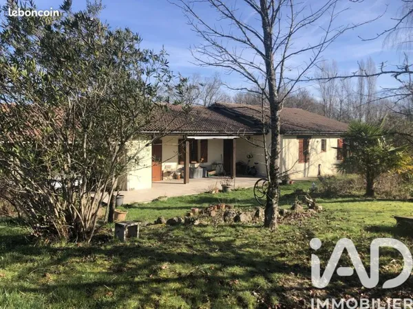 Propriété 5 pièces 145 m²