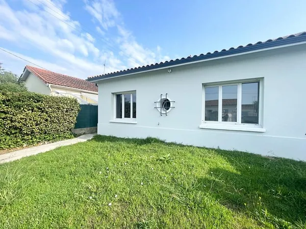 LORMONT - Maison 4 pièces 94 m2 - Non mitoyenne - Grand garage - Dépendance