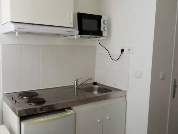 Studio 1 pièce 11 m²