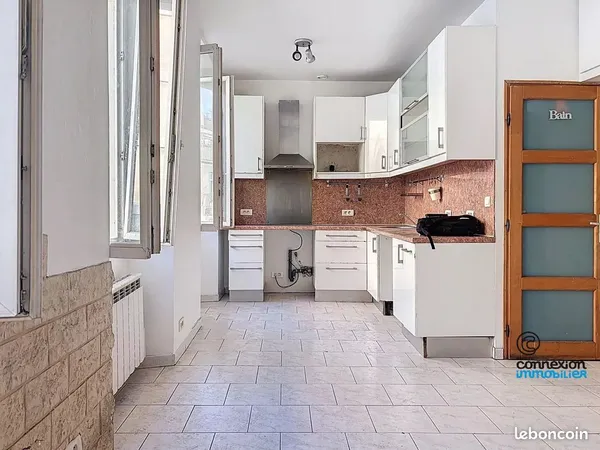 Studio 1 pièce 31 m²