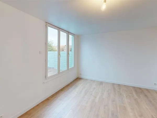 À Vendre - Appartement T4 Rénové - Amiens