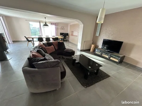 Maison individuelle 5 pièces - 170 m² - Terrain arboré de 2 200 m²